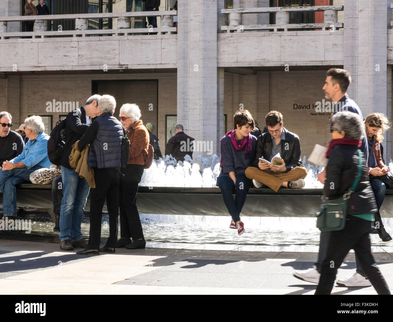 Visitors at Lincoln Center for the Performing Arts, fountain and plaza, NYC Stock Photo