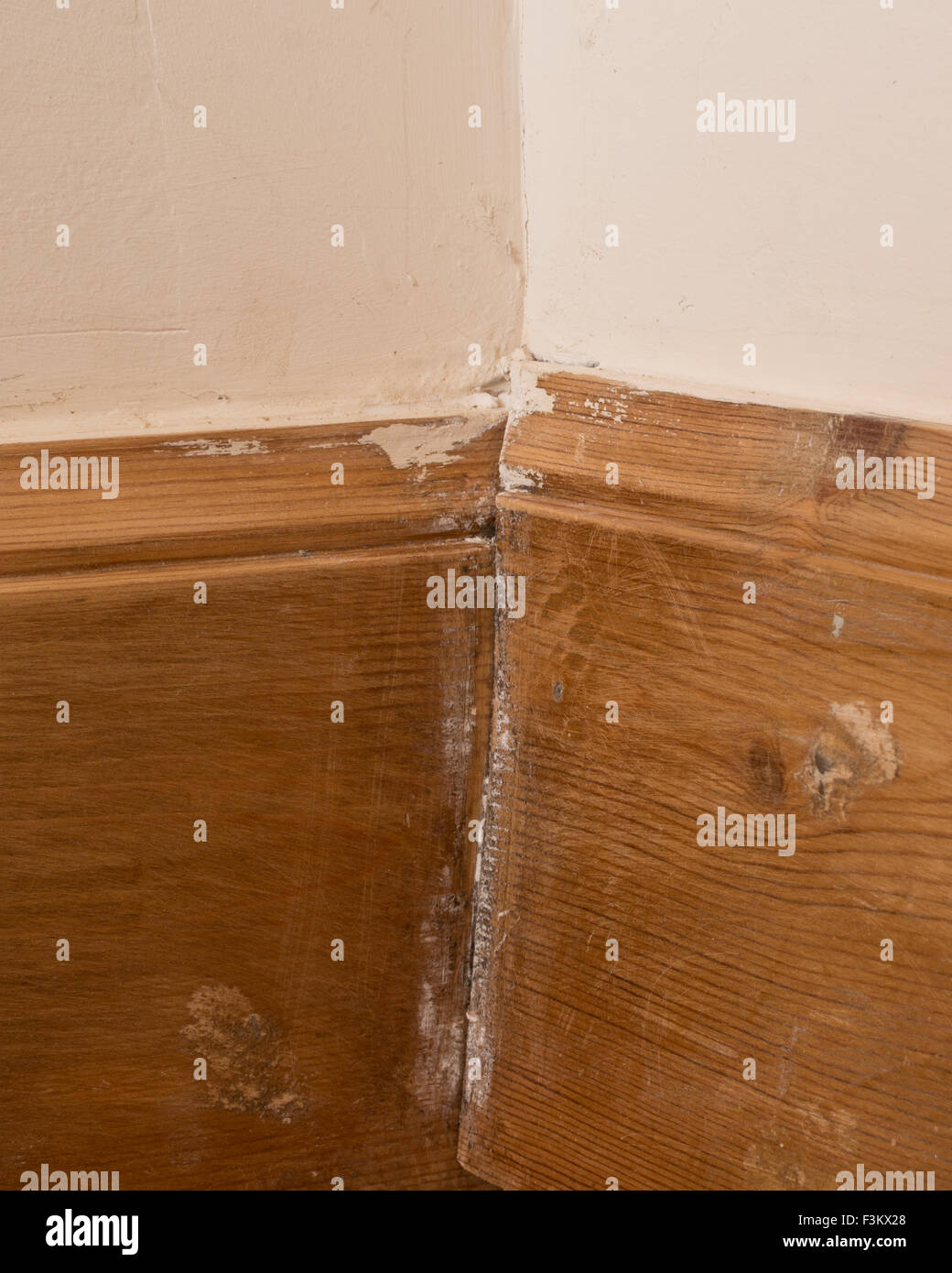 how to cut fitted skirting board