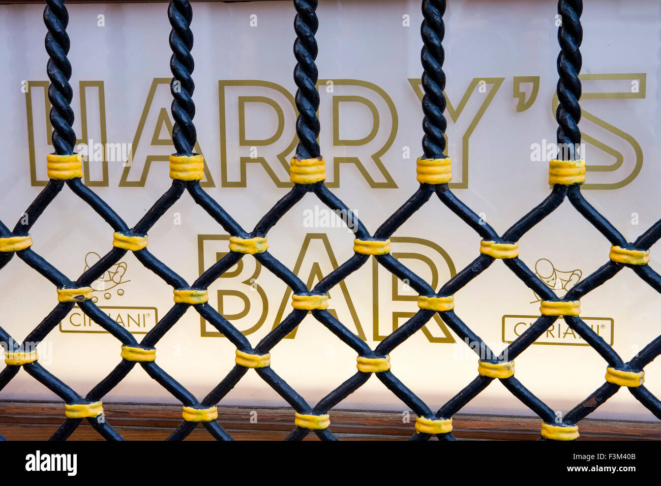 Harrys bar venice hi-res stock photography and images - Alamy