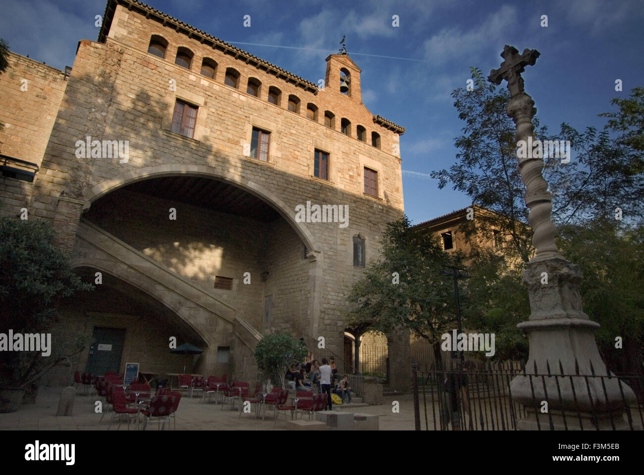 Josep Laporte Library in Santa Creu y Sant Pau Hospital, Barcelona. In the Middle Ages, Barcelona became the Ciutat Comtal (Count’s City) and its political importance increased. It became the seat of the main political institutions in Old Catalonia and that favoured the development of trade which, in turn, led to the city’s growth and expansion, and the construction of some magnificent Gothic-style buildings. Stock Photo