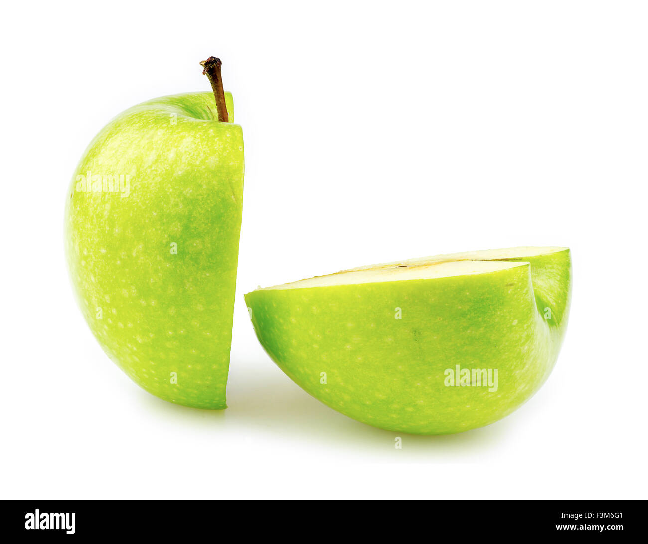 Granny smith apple cut in half Stock Photo Alamy