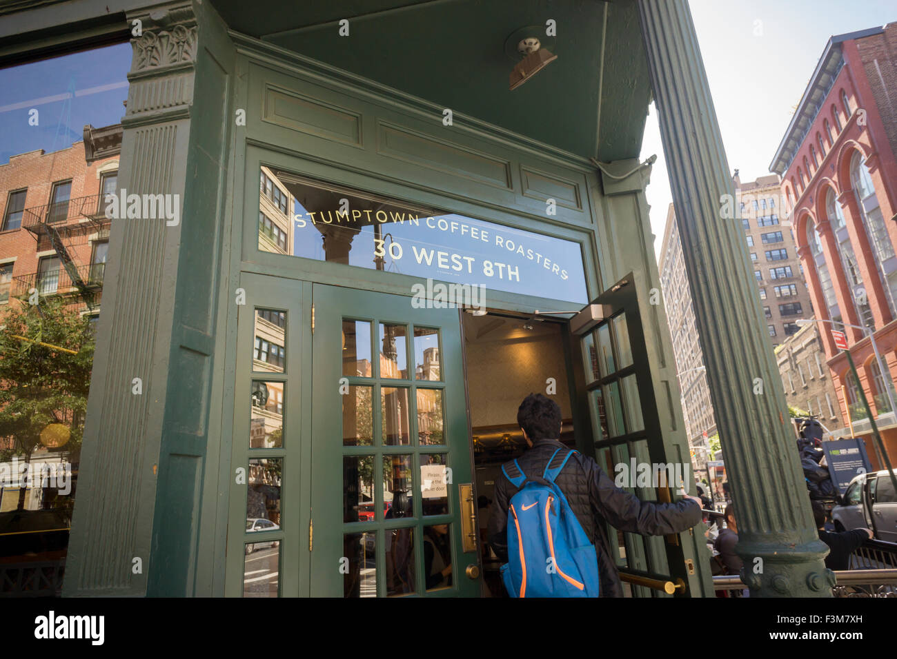 A branch of Stumptown Coffee Roasters in Greenwich Village in New York on Wednesday, October 7, 2015. Peet's Coffee & Tea has bought Stumptown Coffee Roasters for an undisclosed sum. Stumptown has a cult-like following and the two brands are expected to operate independently. (© Richard B. Levine) Stock Photo