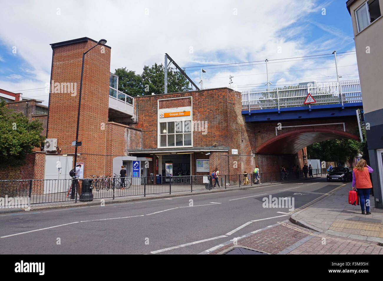 Gospel Oak Overground Station, London, England, UK Stock Photo - Alamy