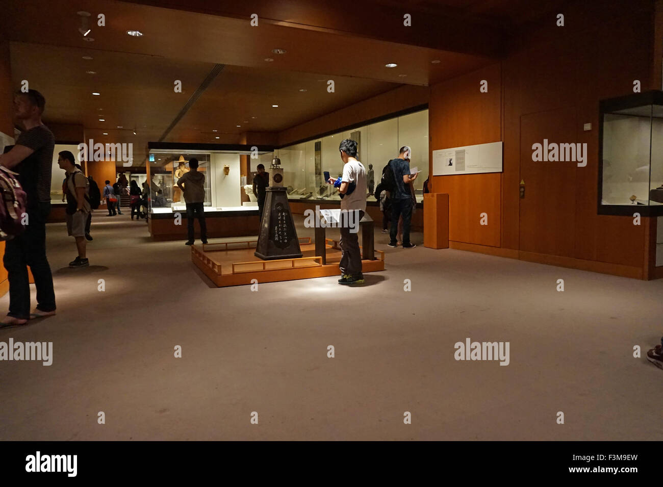 The Japanese gallery in Room 90 at the British Museum, London, UK Stock Photo