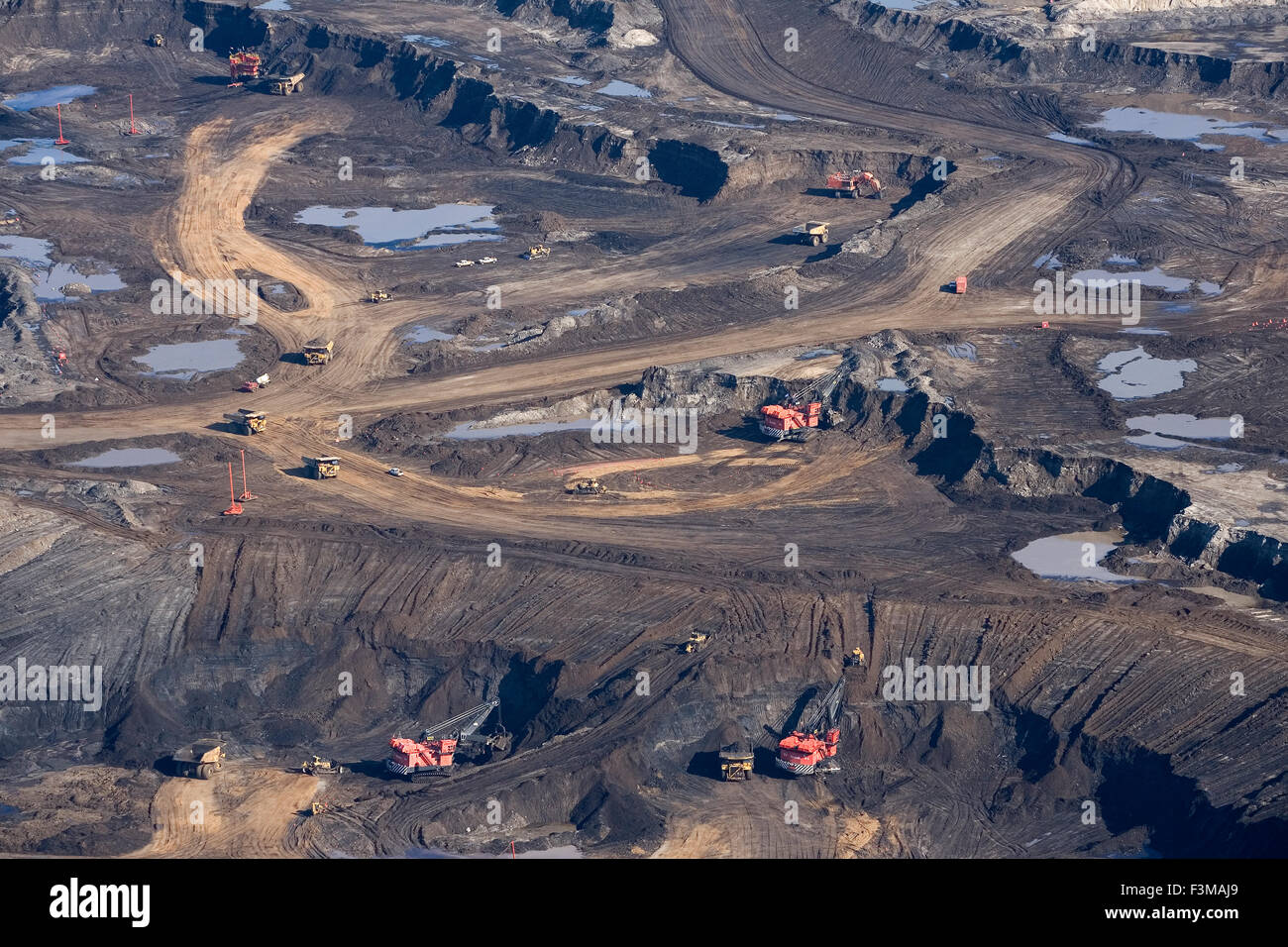Oil Sands Mining Operations At Syncrude Canada's Aurora Mine Project, Fort Mcmurray, Alberta Stock Photo
