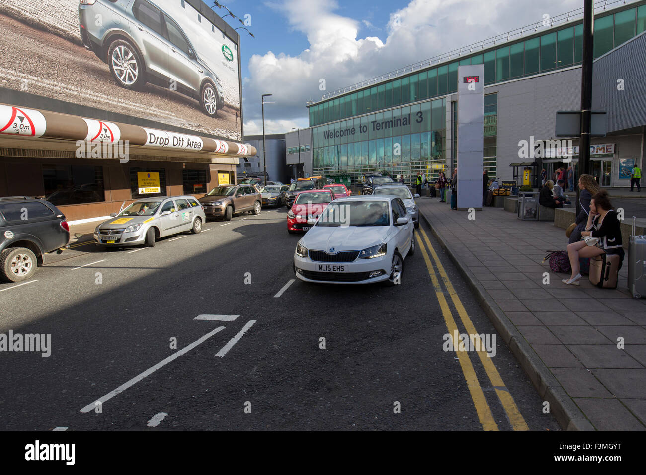 Manchester international airport drop off & arrivals Welcome to