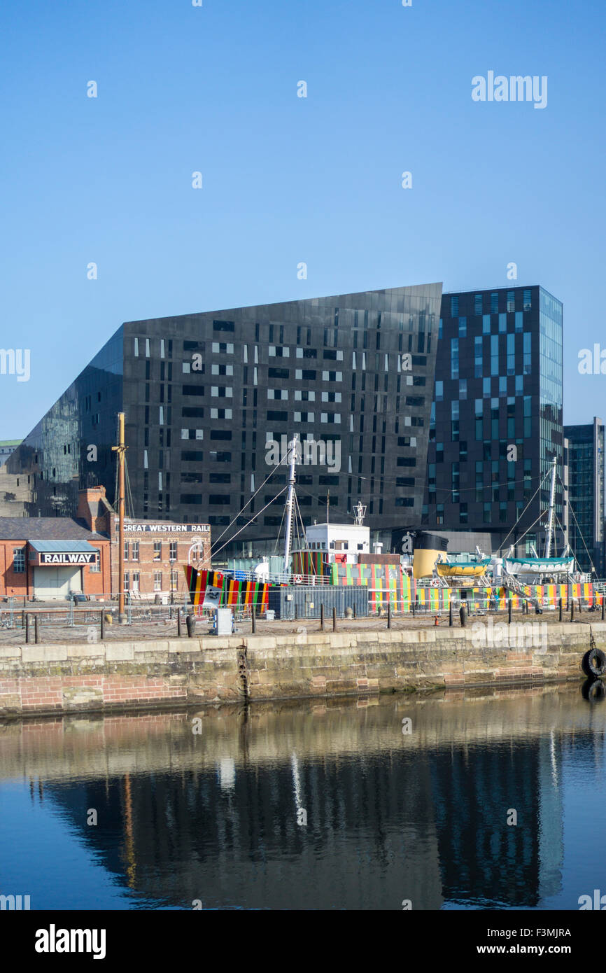 Liverpool Open Eye Gallery Stock Photo Alamy