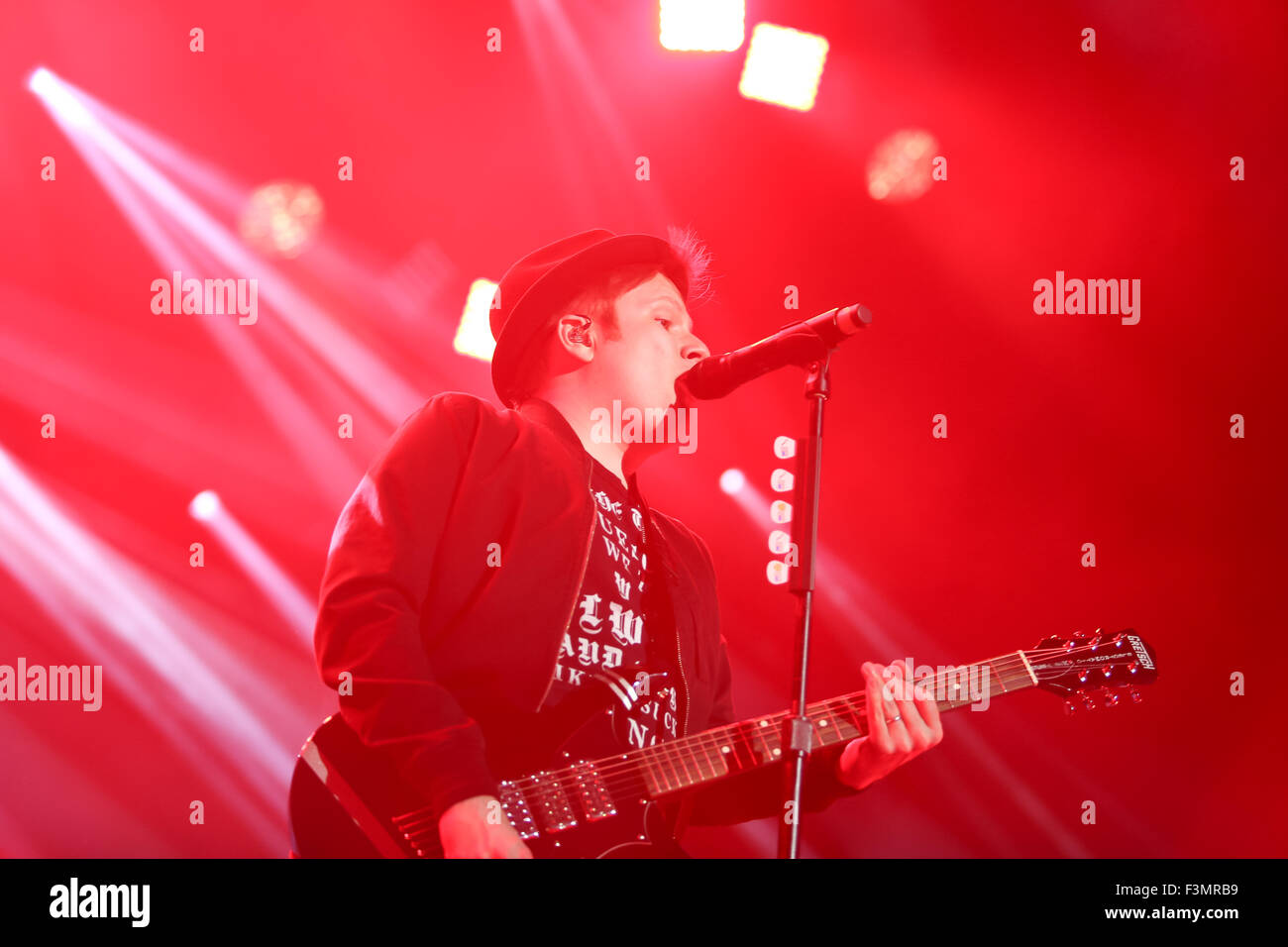 Manchester, UK. 9th October, 2015. Fall Out Boy perform live at Manchester Arena Credit:  Simon Newbury/Alamy Live News Stock Photo