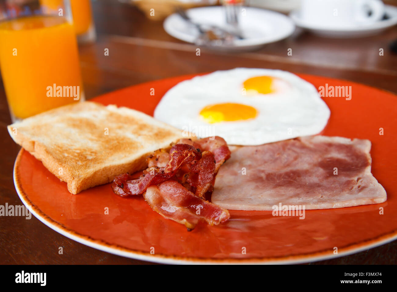 Bacon egg breakfast Stock Photo - Alamy