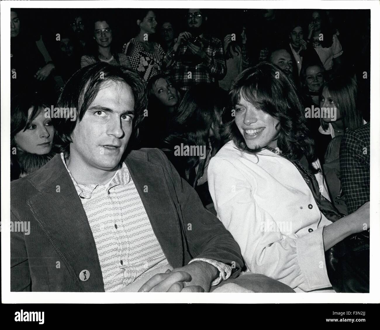 James taylor and carly simon hi-res stock photography and