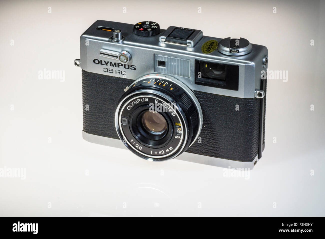 An Olympus Trip35RC Rangefinder 35mm film camera Stock Photo Alamy