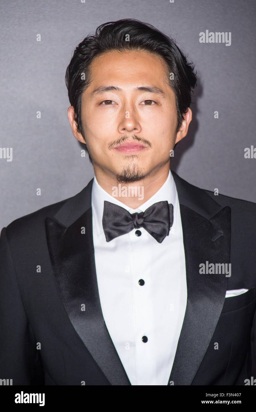 New York Ny Usa 9th Oct 2015 Steven Yeun At Arrivals For The Walking Dead Season Six 