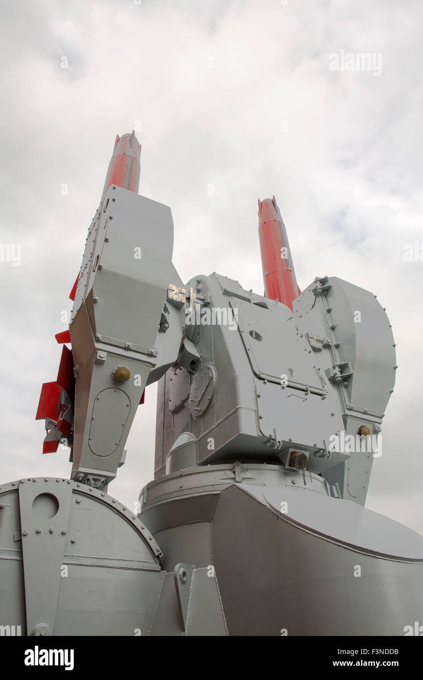 Sea dart missiles hires stock photography and images Alamy