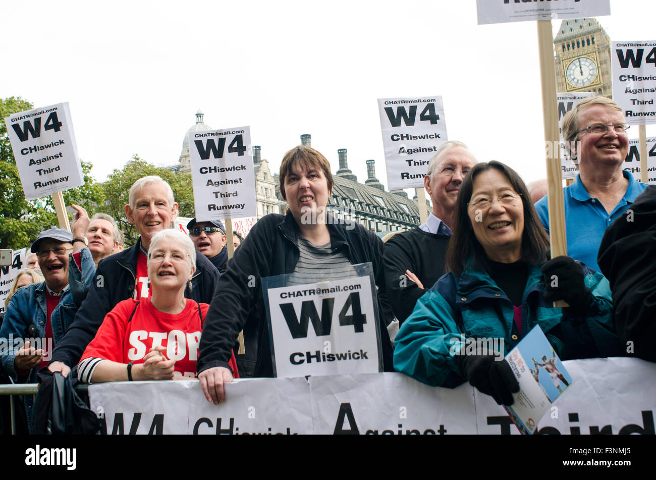 London, UK. 10th Oct, 2015. Members of the Chiswick community gather in Parliament Square, London. They are protesting against the proposal of a third Runway at Heathrow airport. Credit:  Bertie Oakes/Alamy Live News Stock Photo