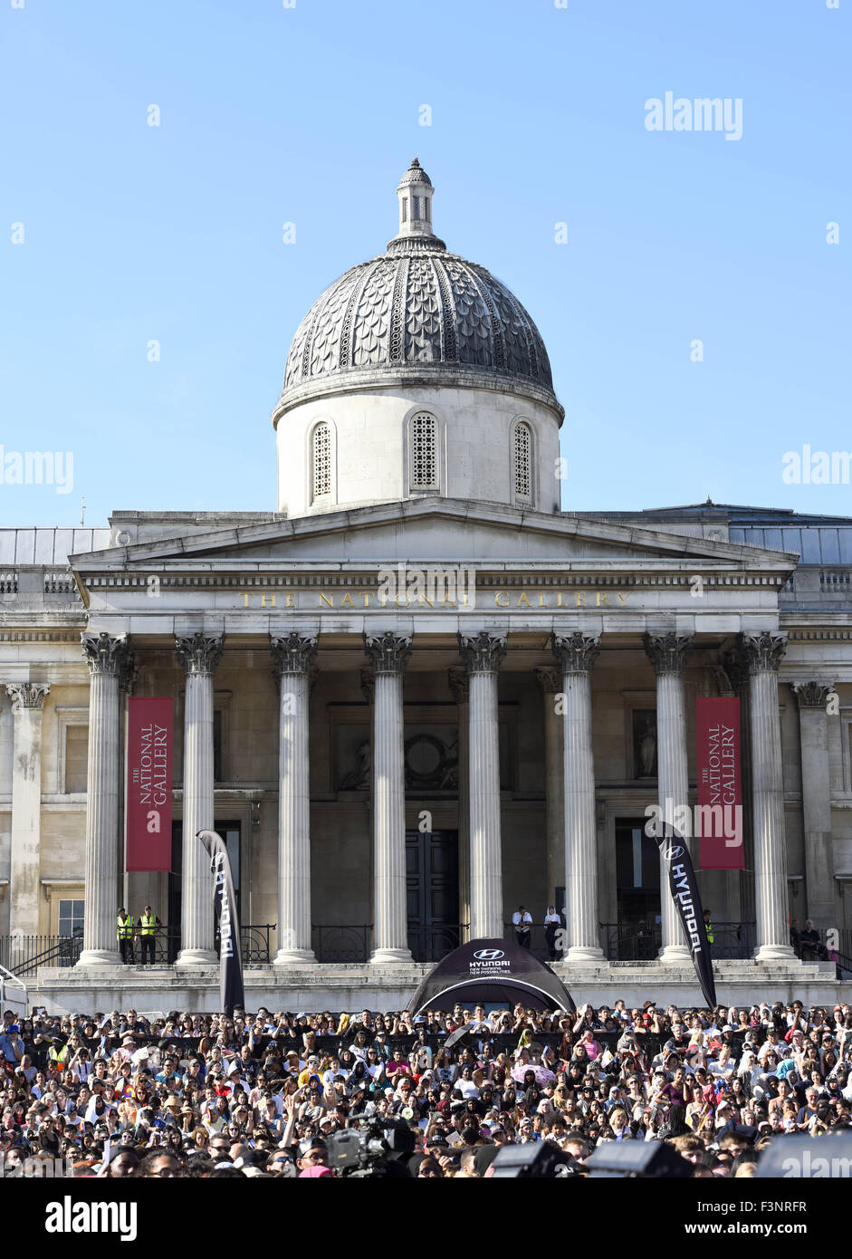 London Korean Festival Trafalgar Square Festival featuring a selection of Korea's creative talents from food, music and fashion. TV chef provides live cooking demonstrations.  Featuring: Atmosphere Where: London, United Kingdom When: 09 Aug 2015 Stock Photo