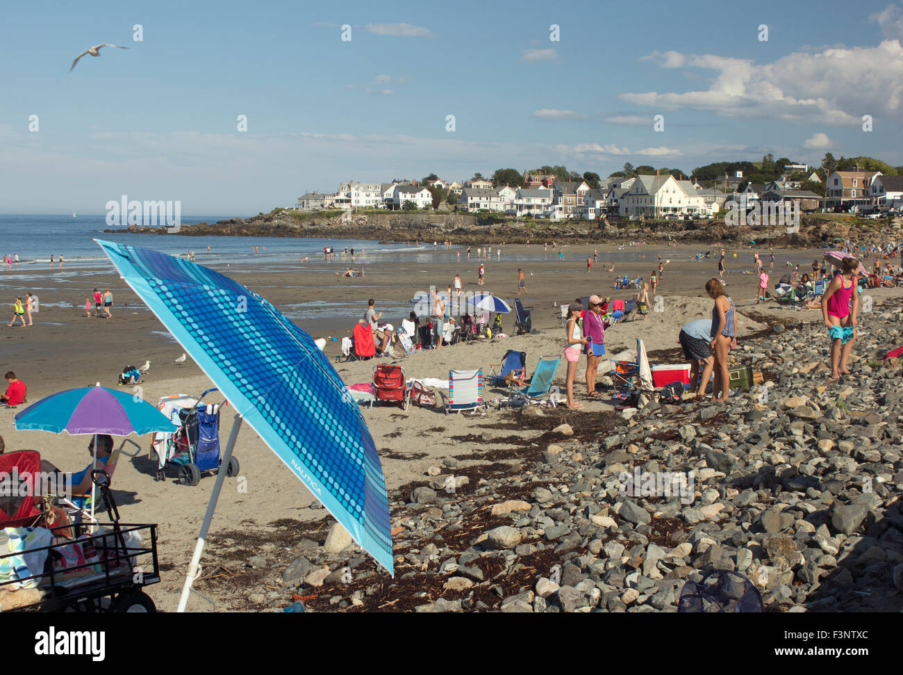 Summer crowd on York Beach. York, Maine Stock Photo Alamy