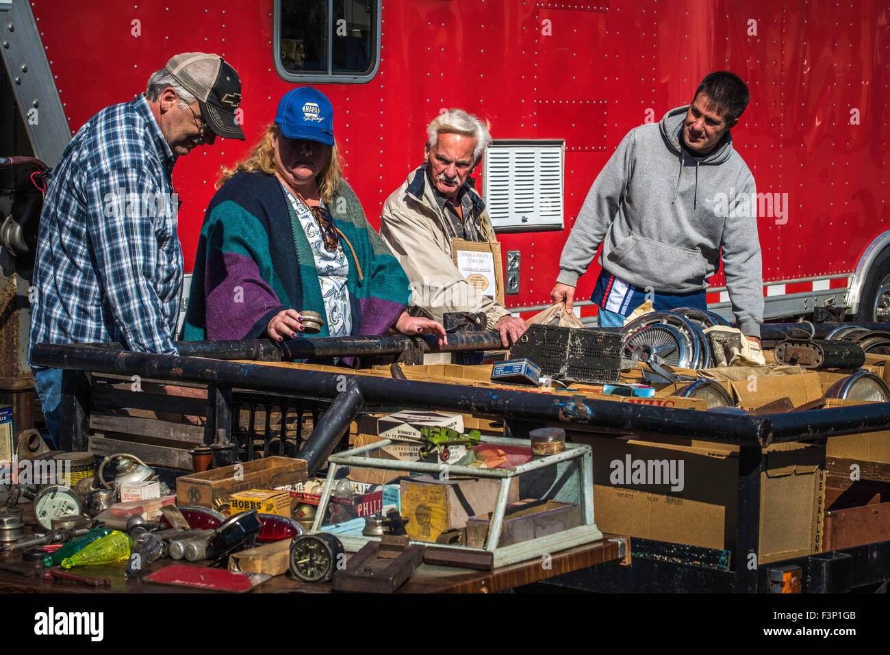 Hershey, USA. 10th Oct, 2015. Over 9,000 flea market spaces, and over