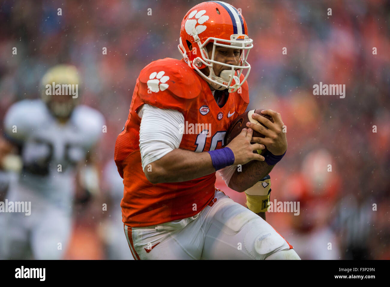 jordan sponsored college football teams