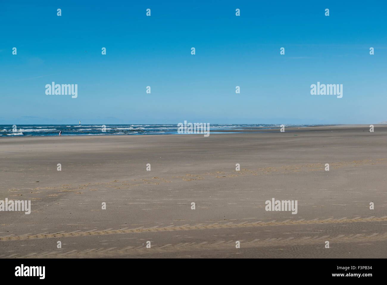 2 July 2014 The beach is very wide at The Zandzee Bar at paal 11 at the Noordzee Beach. De Zandzeebar bij Paal 11 op het Noord Stock Photo