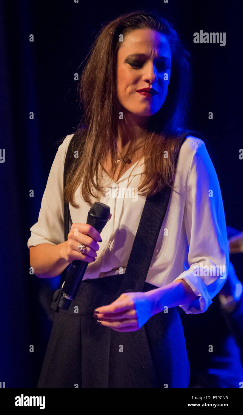 Sweden. 10th Oct, 2015. Portuguese fado singer Carminho performing at  Palladium in Malmö, Sweden. Carminho is on tour following the release of  her third cd "Canto". Performing at Palladium in Malmö, Sweden