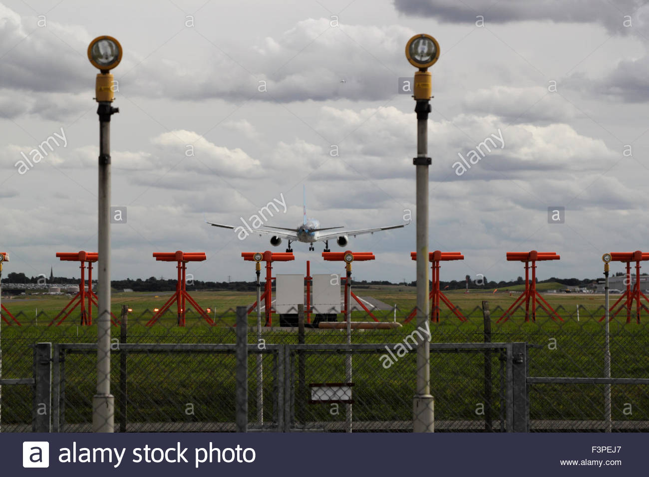 Runway Marker Stock Photos & Runway Marker Stock Images Alamy