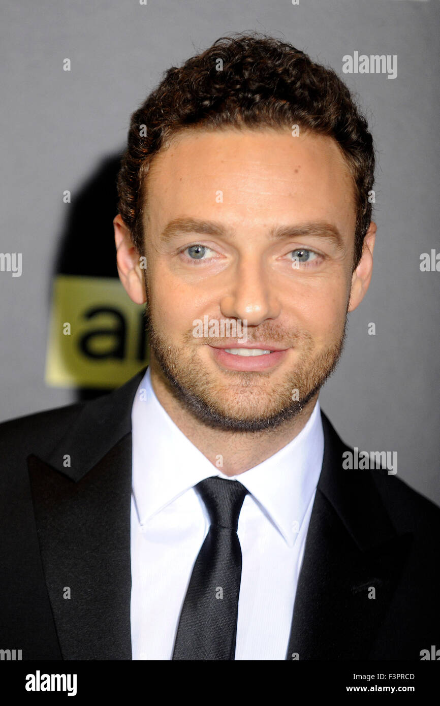 New York City. 9th Oct, 2015. Ross Marquand attends AMC's 'The Walking Dead' Season 6 Fan Premiere Event 2015 at Madison Square Garden on October 9, 2015 in New York City. © dpa/Alamy Live News Stock Photo