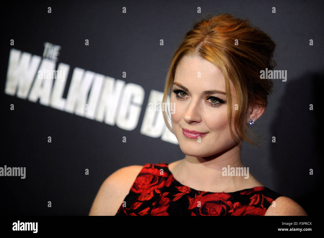 New York City. 9th Oct, 2015. Alexandra Breckenridge attends AMC's 'The Walking Dead' Season 6 Fan Premiere Event 2015 at Madison Square Garden on October 9, 2015 in New York City. © dpa/Alamy Live News Stock Photo