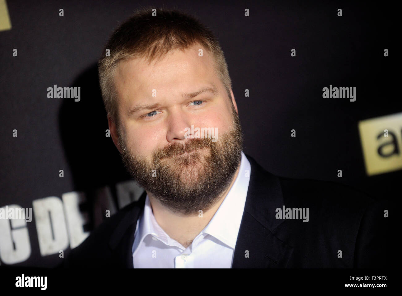 New York City. 9th Oct, 2015. Robert Kirkman attends AMC's 'The Walking Dead' Season 6 Fan Premiere Event 2015 at Madison Square Garden on October 9, 2015 in New York City. © dpa/Alamy Live News Stock Photo