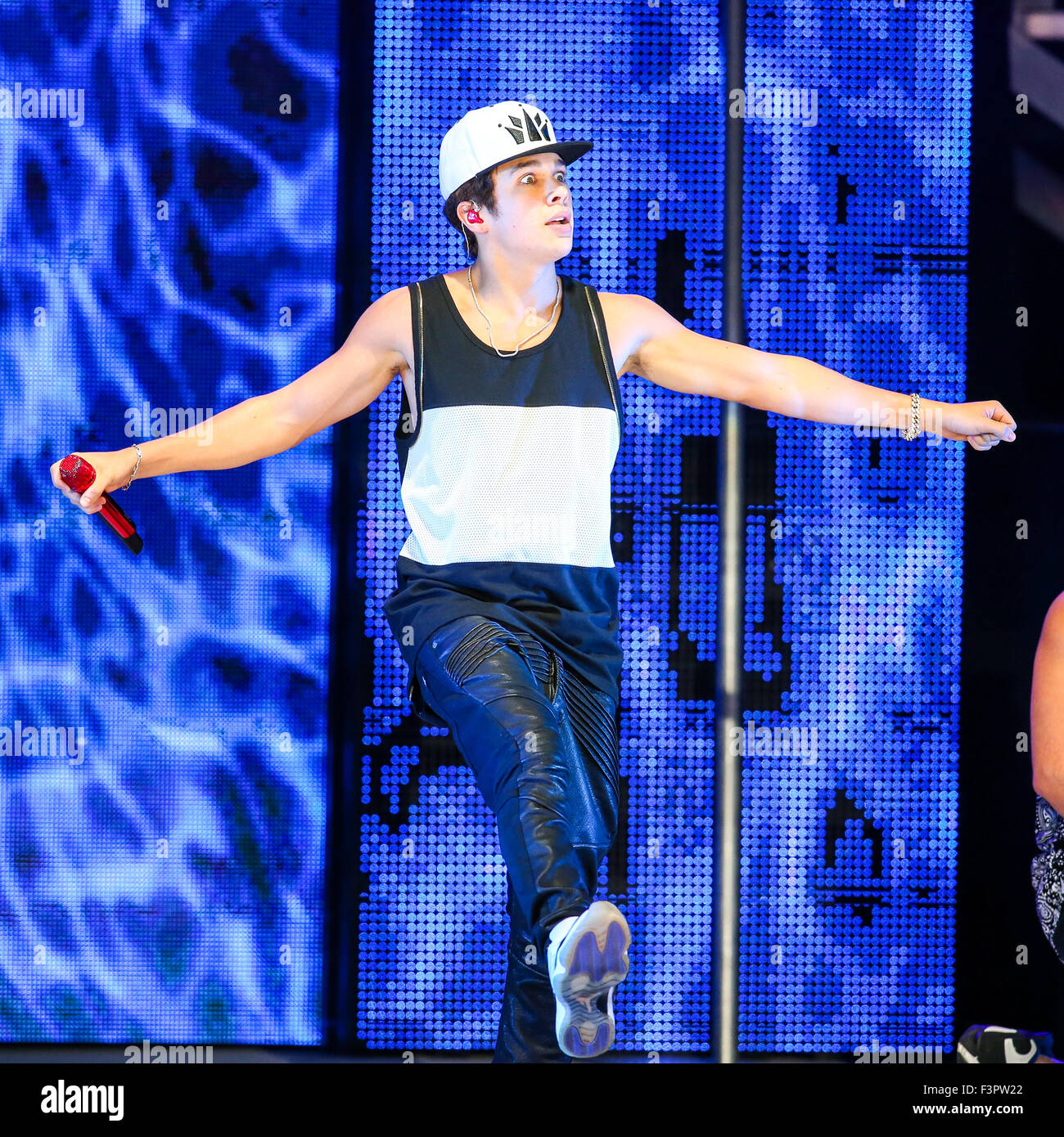 Austin mahone hires stock photography and images Alamy