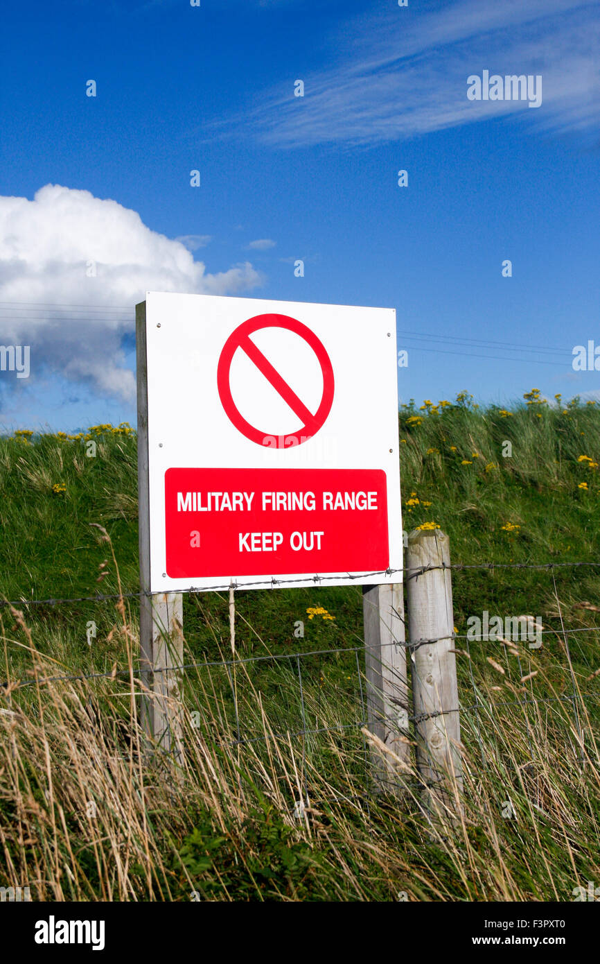 Keep out sign at military firing range, Magilligan Point, Northern Ireland Stock Photo