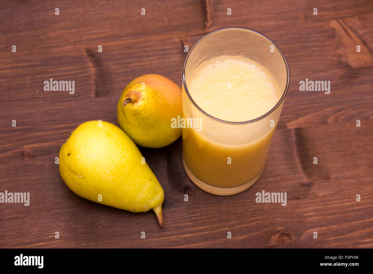 Pear juice hi-res stock photography and images - Alamy
