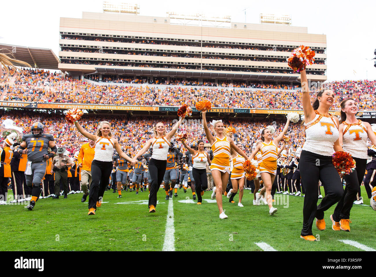 October 10, 2015: Tennessee Volunteers cheerleaders running through the power T before the NCAA Football game between the University of Tennessee Volunteers and the Georgia Bulldogs at Neyland Stadium in Knoxville, TN Tim Gangloff/CSM Stock Photo