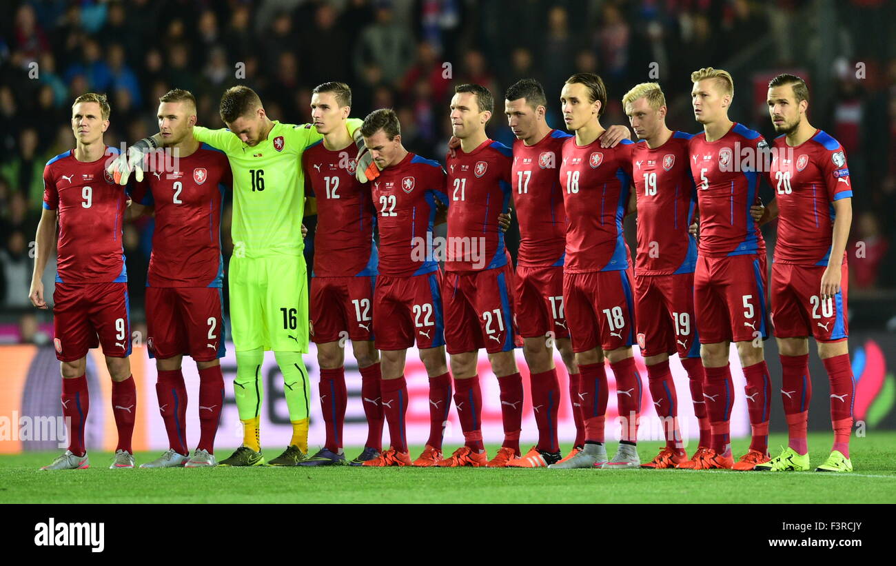 Prague, Czech Republic. 10th Oct, 2015. Soccer players of Czech team stand in line before the Euro 2016 qualifying round, group A, soccer match Czech Republic vs Turkey, in Prague, Czech Republic, on October 10, 2015. © Michal Kamaryt/CTK Photo/Alamy Live News Stock Photo