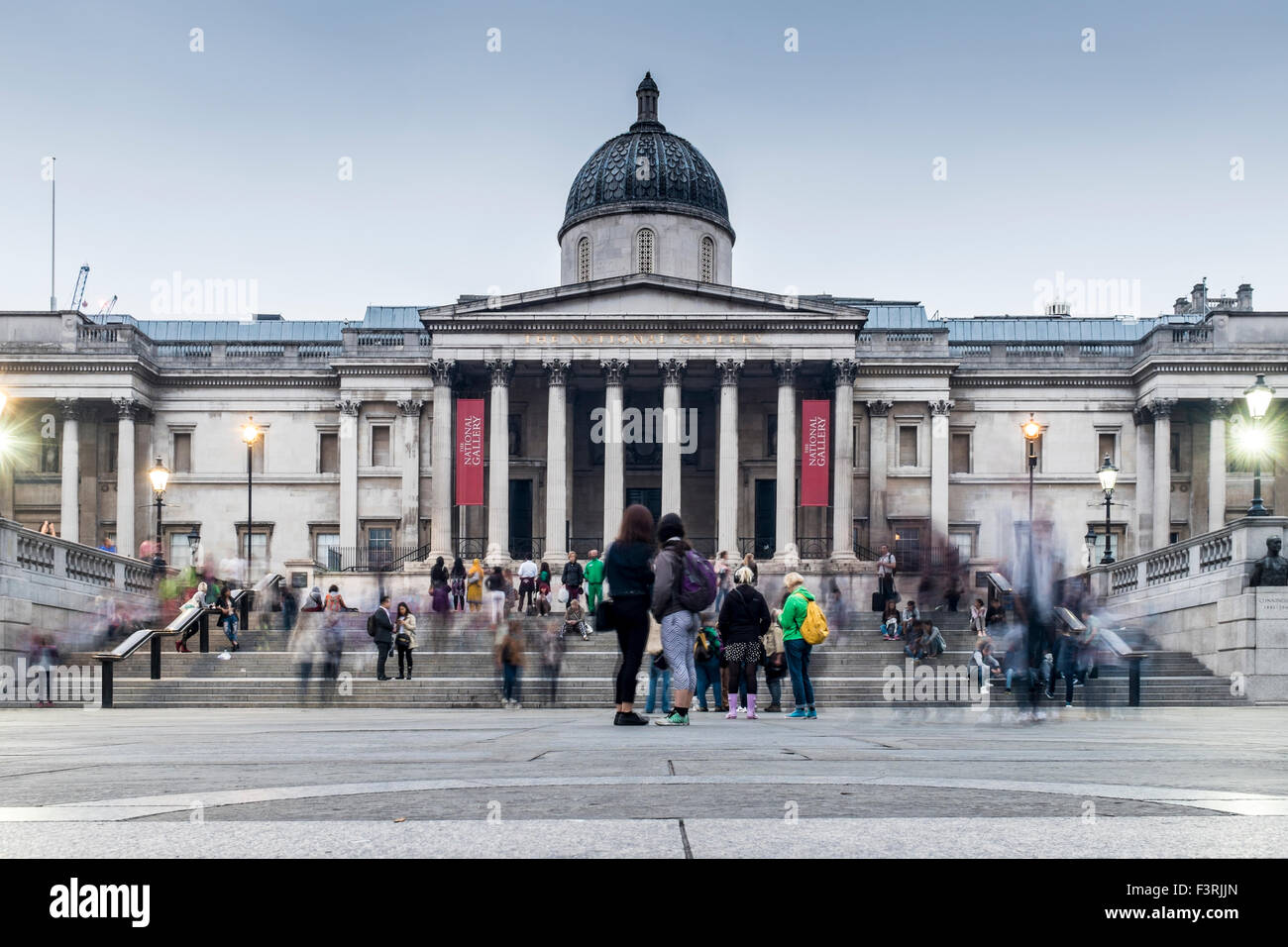 National gallery london hi-res stock photography and images - Alamy
