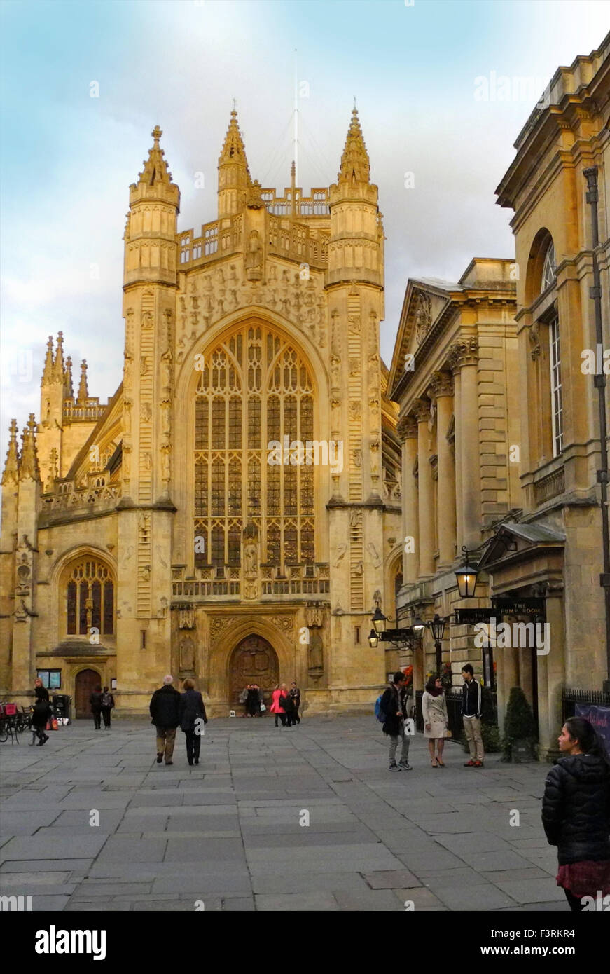 The golden Bath stone of Bath Abbey glows in the afternoon sun. Stock Photo