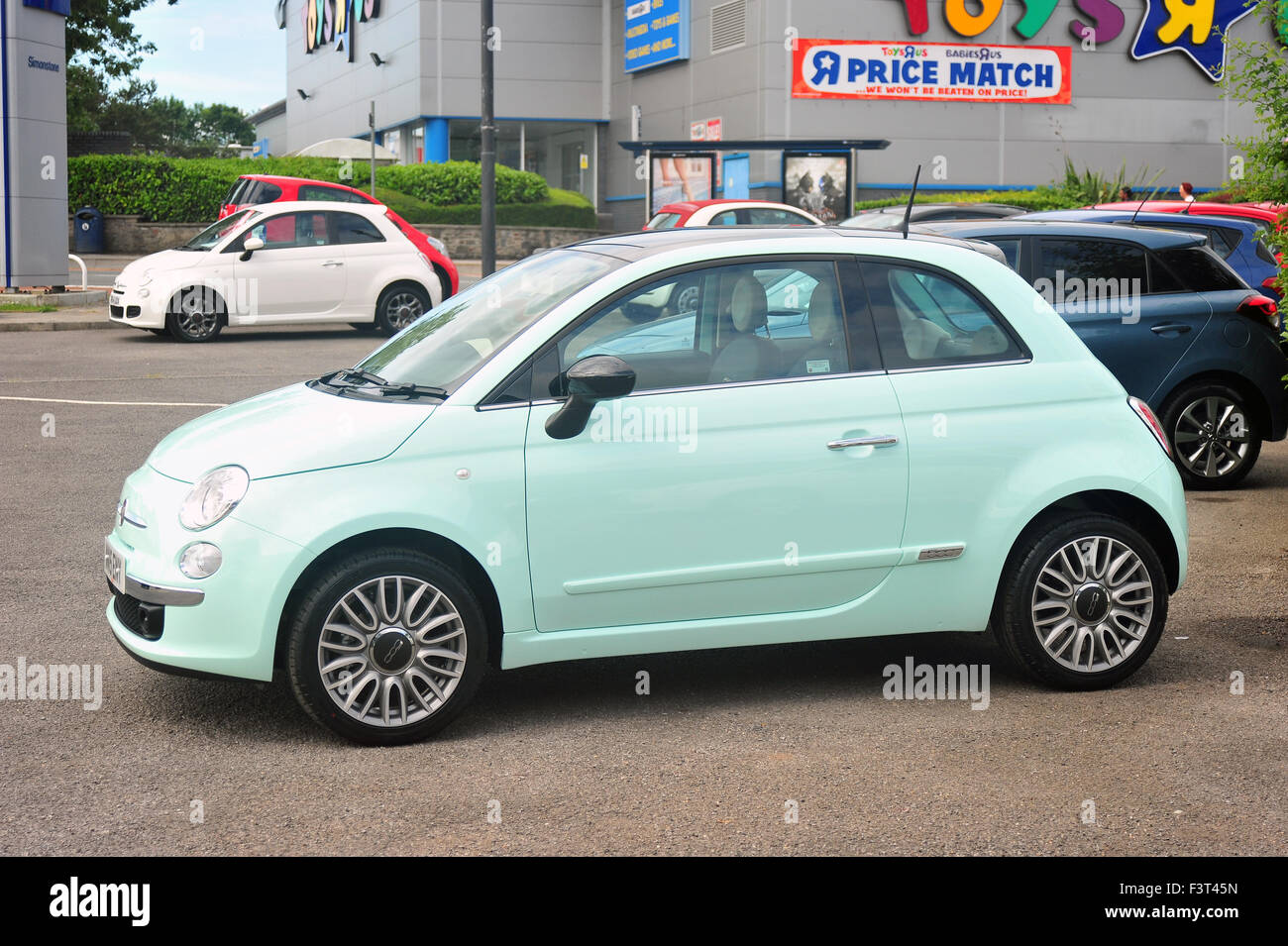 Fiat 500 toy car mint green sales