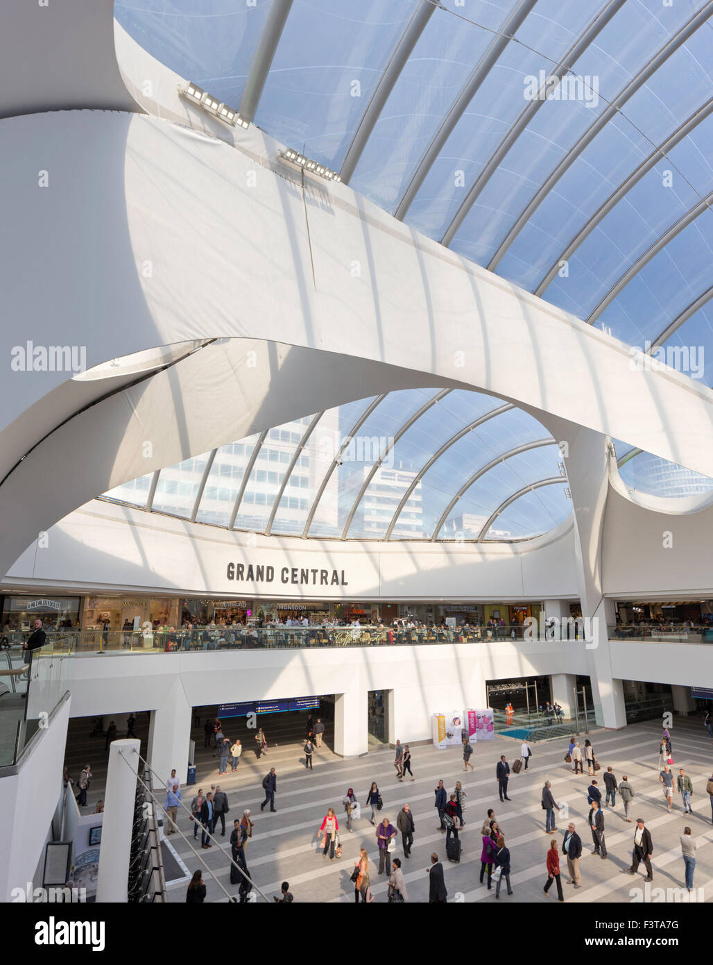 Birmingham's Grand Central shopping center and the renovated New Street Station, Birmingham, West Midlands, England, UK Stock Photo