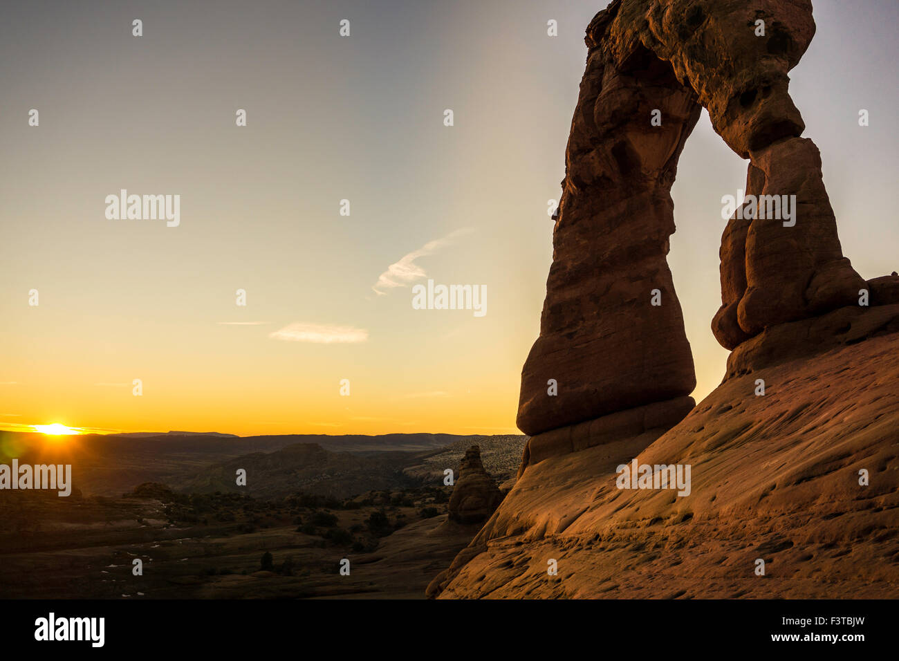Delicate arch sunrise arches hi-res stock photography and images - Alamy