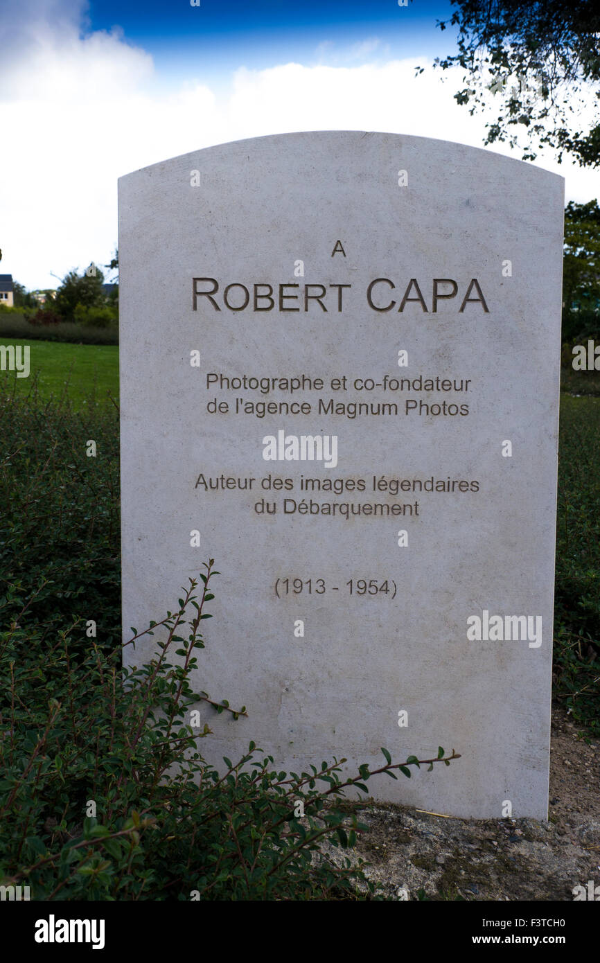 Robert Capa Memorial , Bayeux. Normandy Stock Photo - Alamy