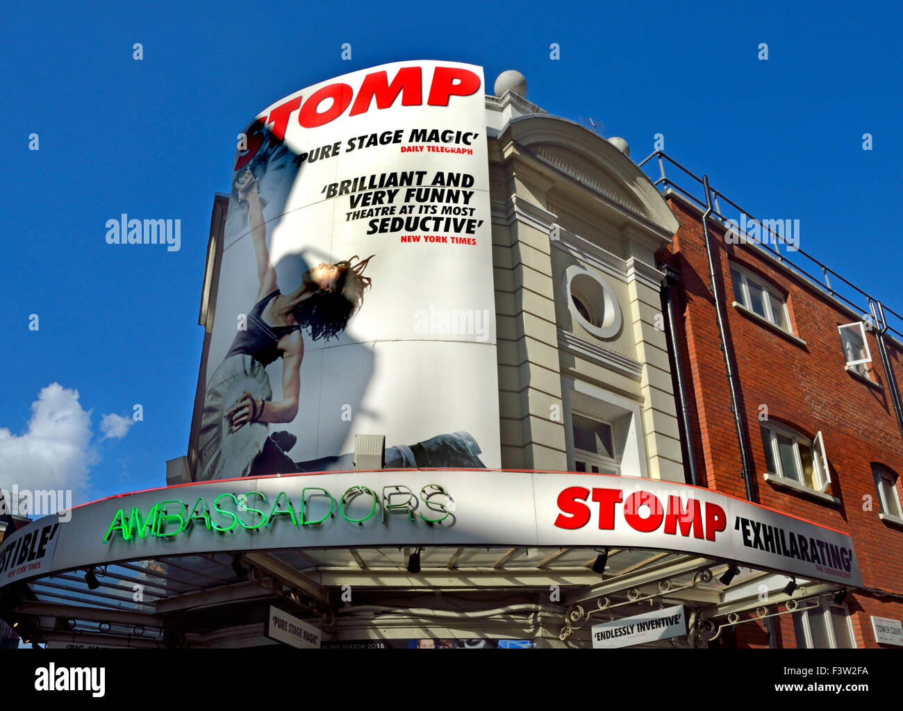 London, England, UK. 'Stomp' at the AMBASSADORS THEATRE  West Street, Stock Photo