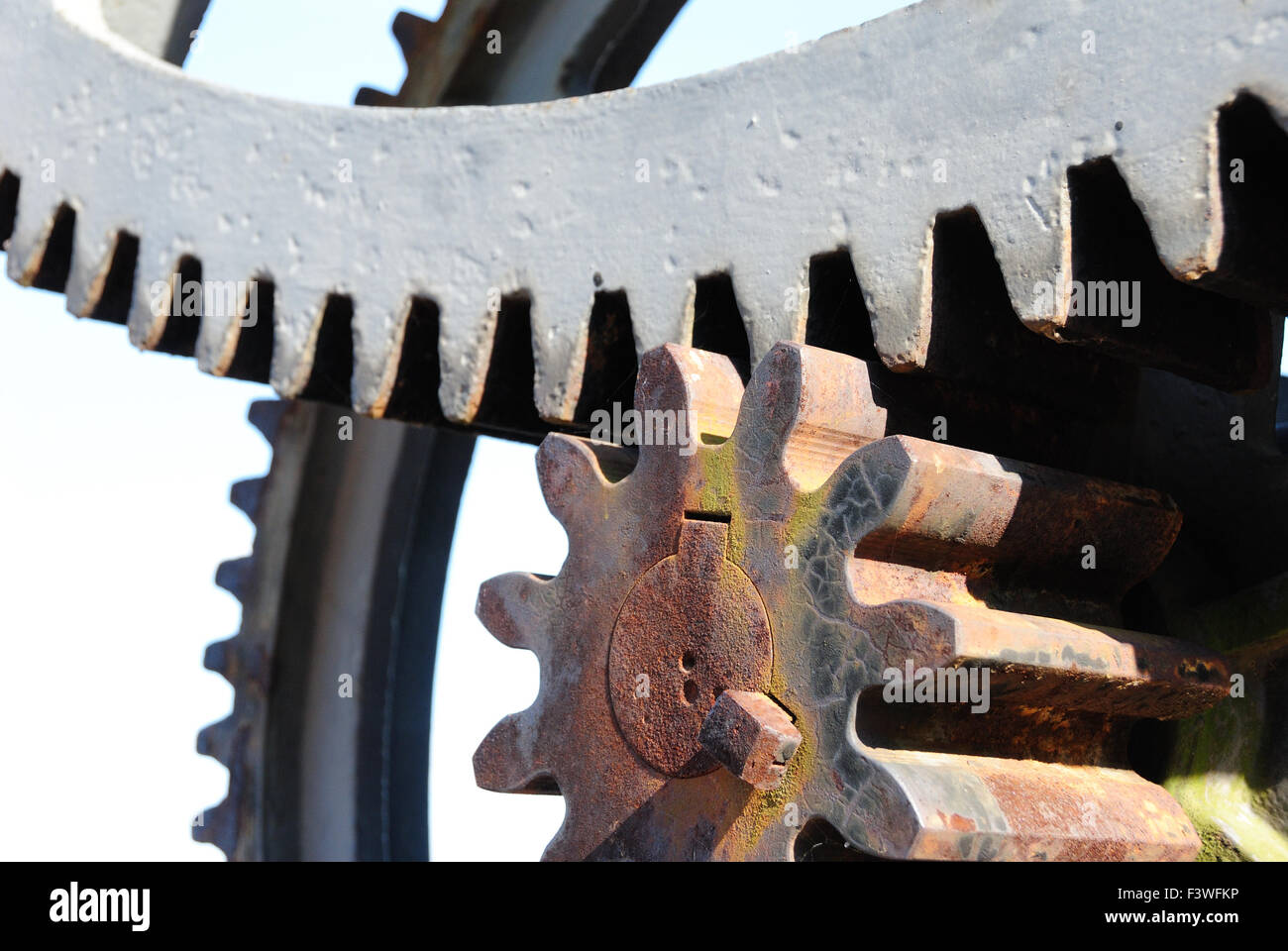 Gears and pulleys hires stock photography and images Alamy