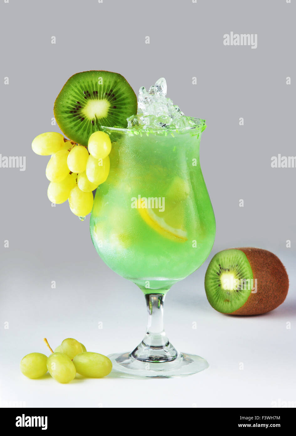 cocktails with kiwi and lemon Stock Photo