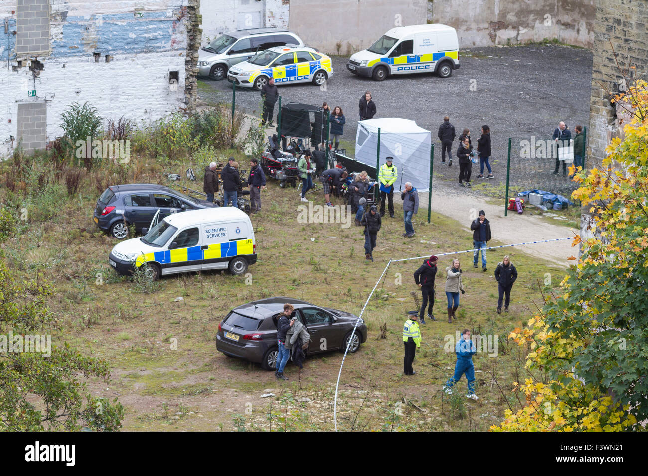 Greetland, Halifax, UK. 13th October, 2015. Happy Valley series 2 being filmed Credit:  christopher smith/Alamy Live News Stock Photo
