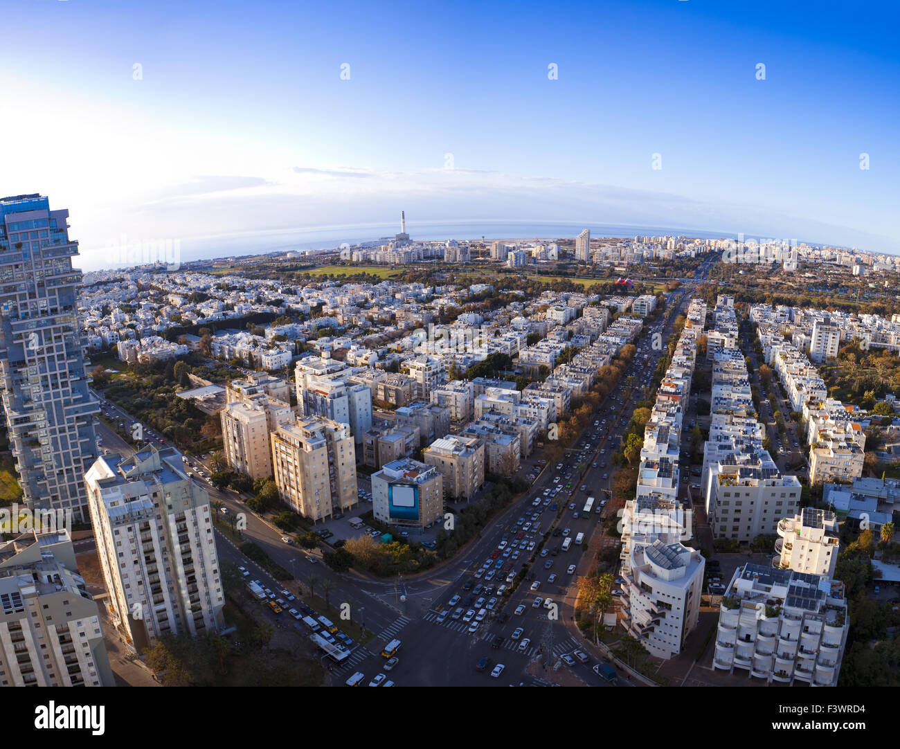 Cityscape skyline hi-res stock photography and images - Alamy