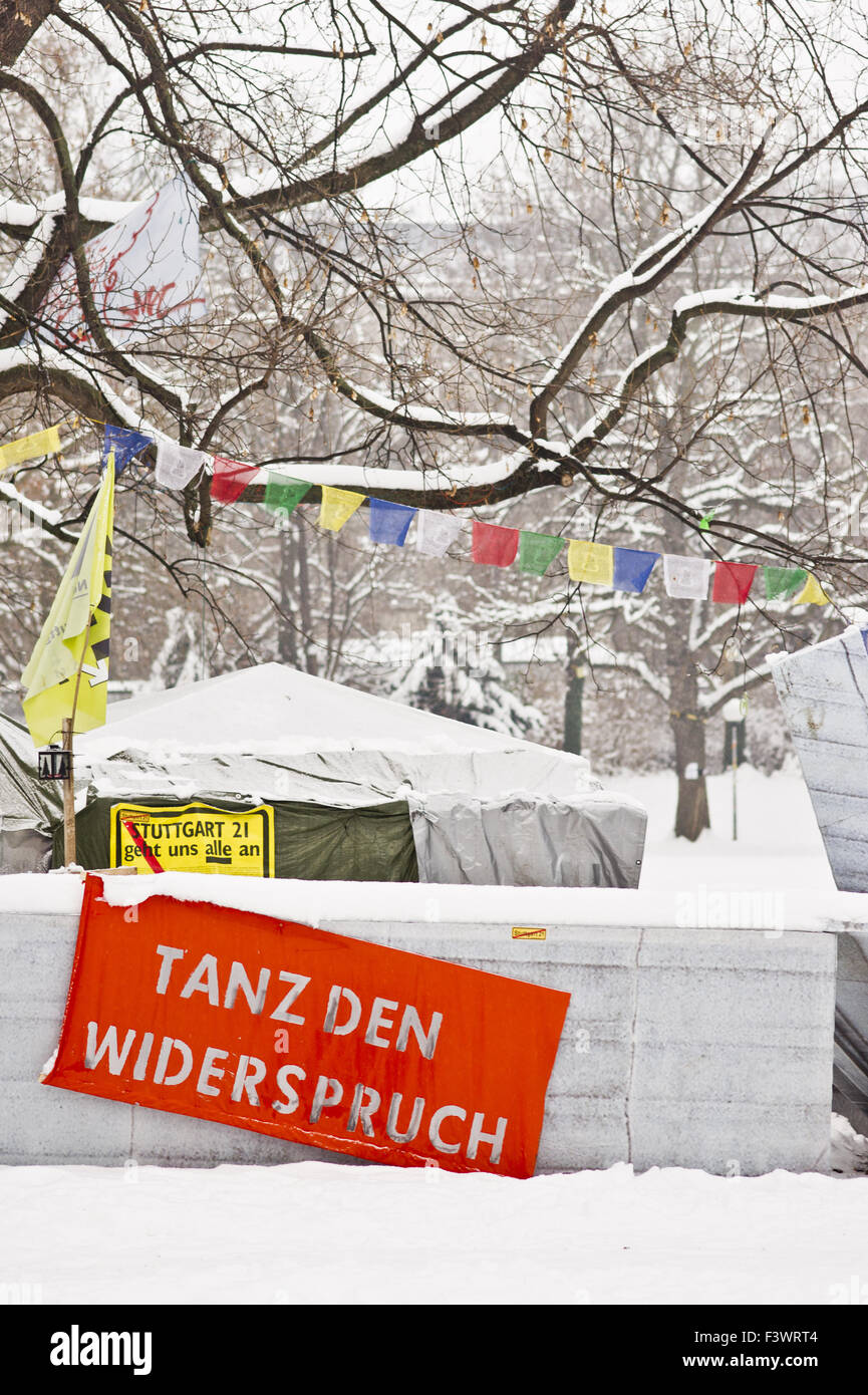 park protector camp, winter Stock Photo