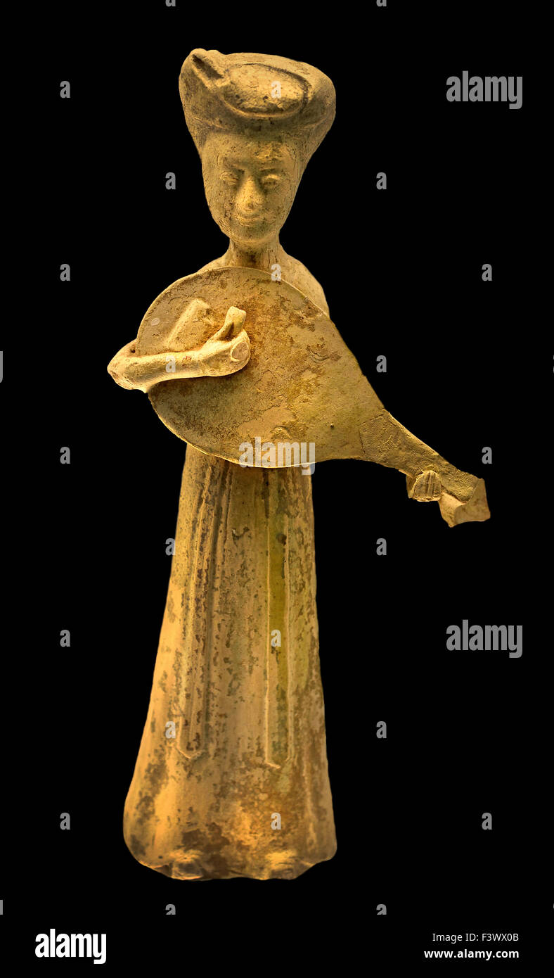 White Glazed Pottery Figurine of woman Playing Pipa ( Lute )  ( Sui  Culture  AD 581 -618 ) Shanghai Museum of ancient Chinese art China Stock Photo