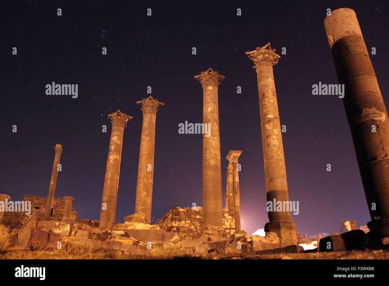 Columns at night Stock Photo - Alamy