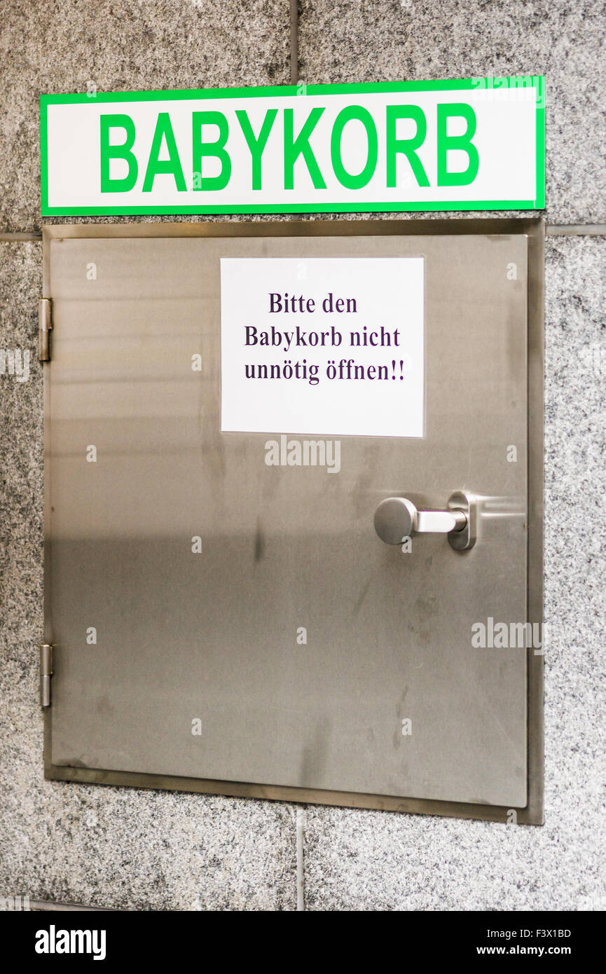 baby hatch Stock Photo Alamy