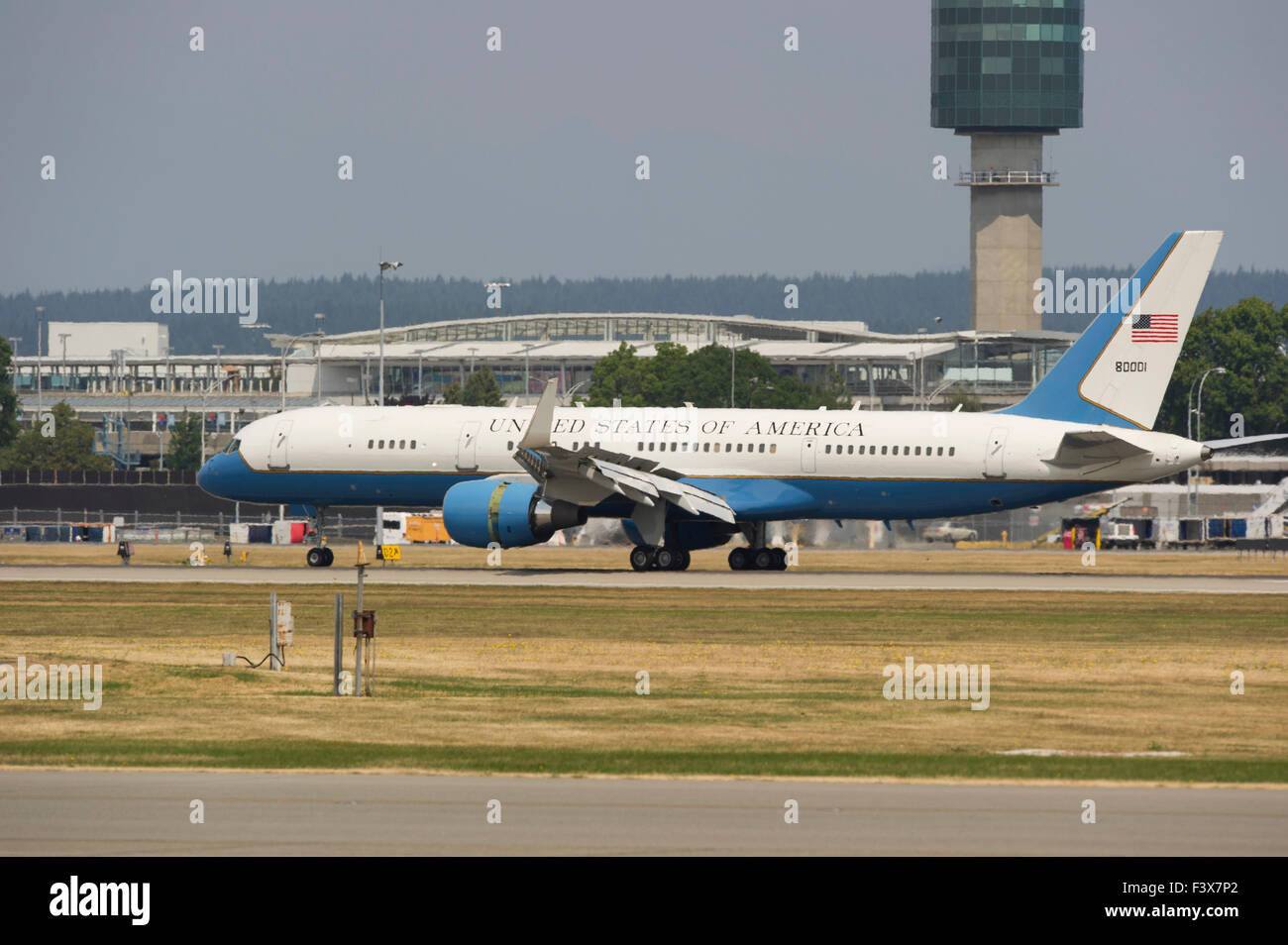 Air force 2 hi-res stock photography and images - Alamy