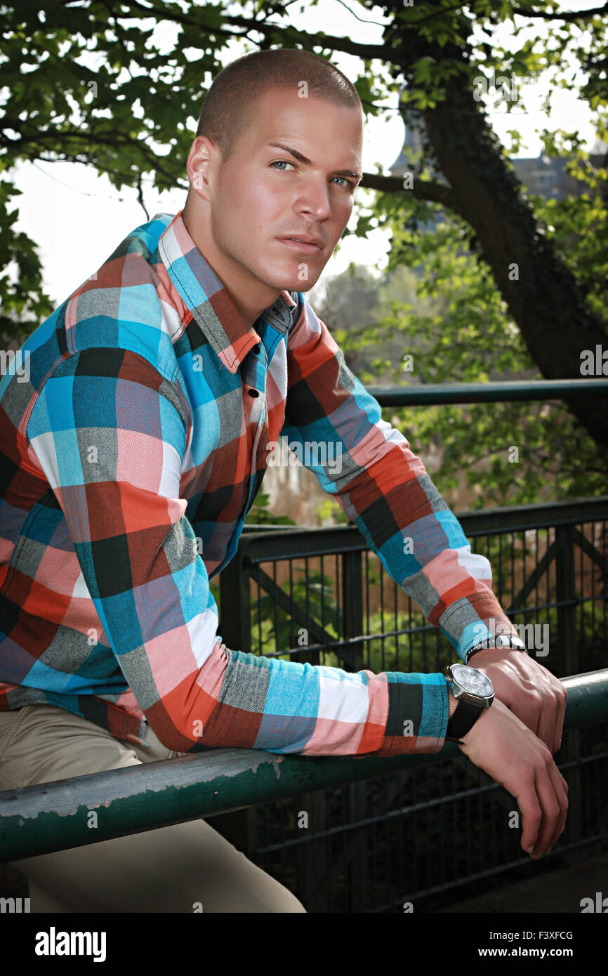 Man outdoor hi-res stock photography and images - Alamy